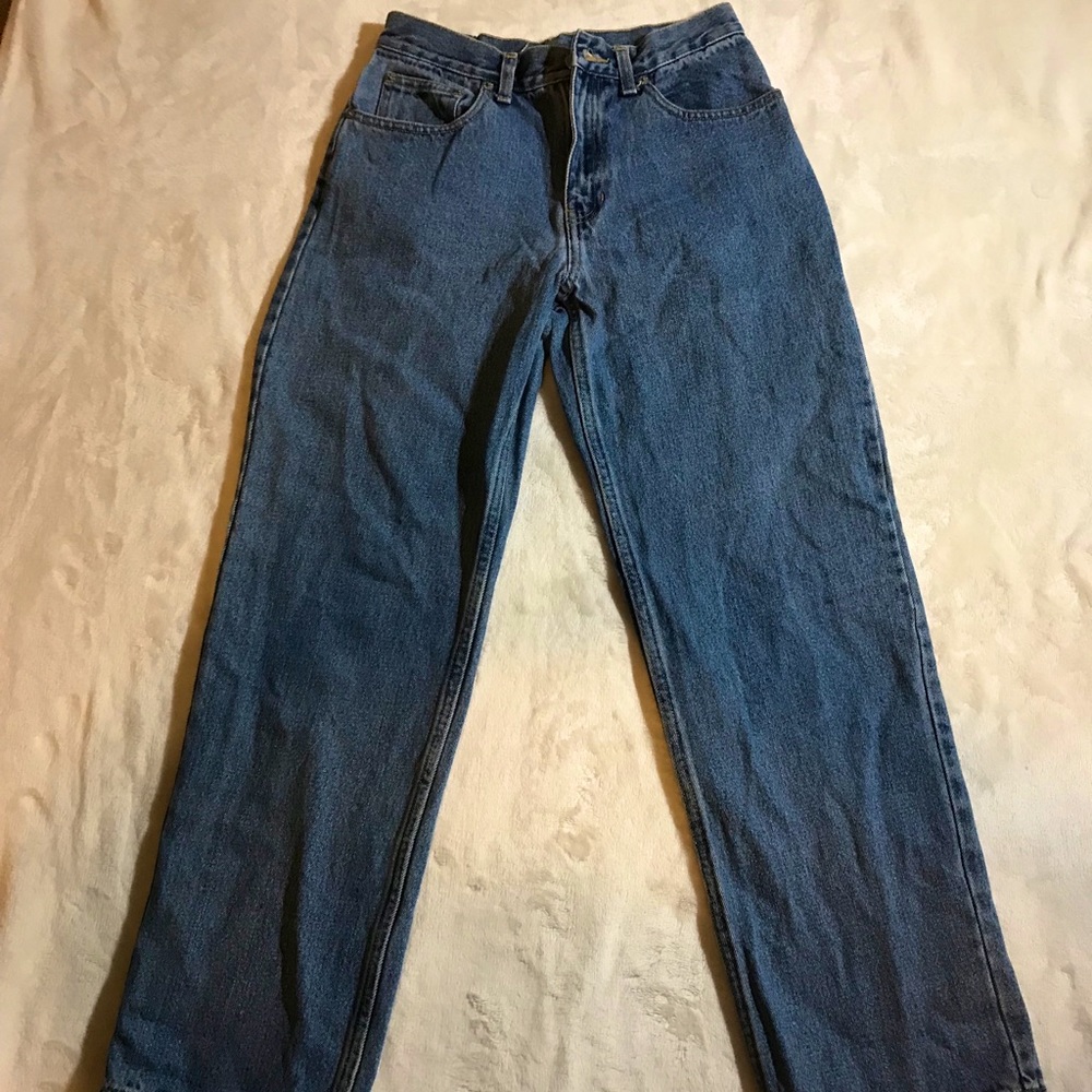 Trendy high waisted blue jeans